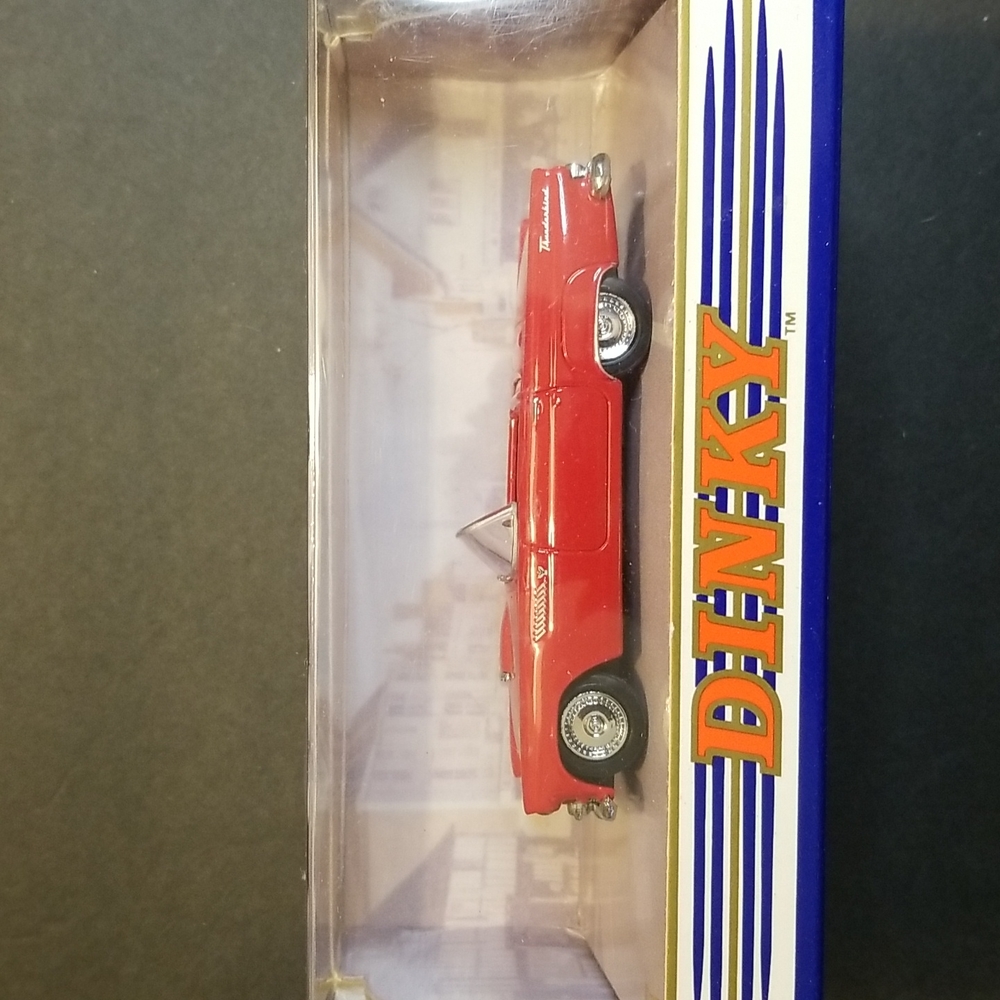 DINKY 1955 FORD THUNDERBIRD